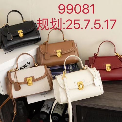 7CF877A0-10E1-47AC-BD28-5687E875C802